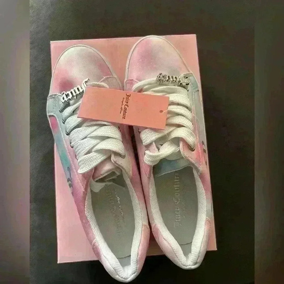 Juicy Couture Women Low Top Lace Up Sneakers Clarity Size US 6.5 Pastel Tie Dye - Picture 3 of 5